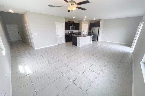 House in Sun City Center, Florida 4 bedrooms, 177.81 sq.m. № 1837930 - photo 11