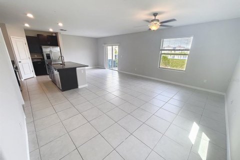 House in Sun City Center, Florida 4 bedrooms, 177.81 sq.m. № 1837930 - photo 10