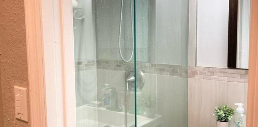 Villa ou maison à Pembroke Pines, Floride 1 chambre, 18.58 m2 № 870848