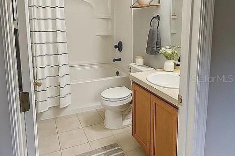 Townhouse in Kissimmee, Florida 3 bedrooms, 187.48 sq.m. № 2149189 - photo 14