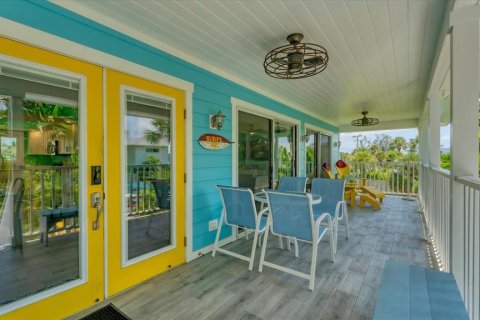 Commercial property in Englewood, Florida 6 bedrooms, 293.2 sq.m. № 1430403 - photo 6
