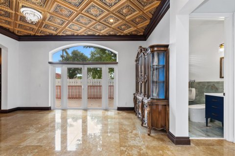 Villa ou maison à vendre à Miramar, Floride: 5 chambres, 292.55 m2 № 2399822 - photo 8