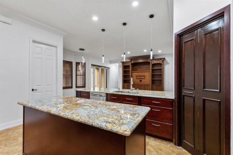 Villa ou maison à vendre à Miramar, Floride: 5 chambres, 292.55 m2 № 2399822 - photo 24