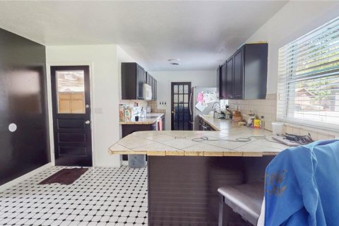 House in Ocala, Florida 3 bedrooms, 131.18 sq.m. № 1912445 - photo 5