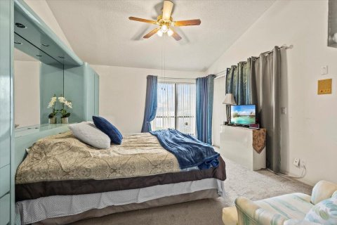 House in West Palm Beach, Florida 4 bedrooms, 233.37 sq.m. № 2172340 - photo 14