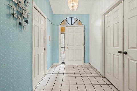 House in West Palm Beach, Florida 4 bedrooms, 233.37 sq.m. № 2172340 - photo 5