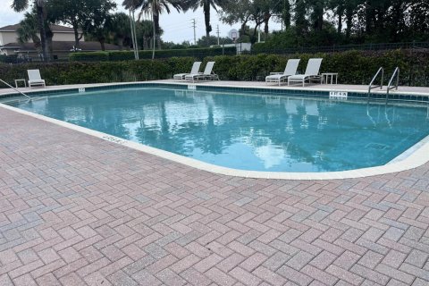 Adosado en venta en Stuart, Florida, 3 dormitorios, 162.49 m2 № 2147280 - foto 16