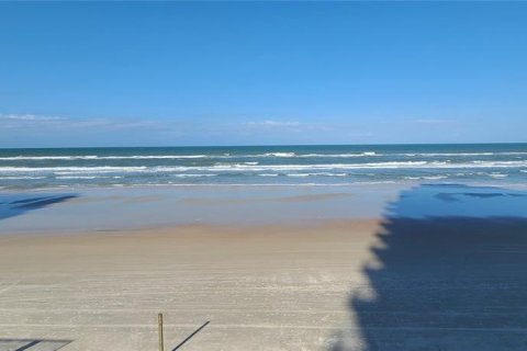 Снять в аренду кондоминиум в Дейтона - Бич-Шорс, Флорида 5 комнат, 105.35м2, № 1842330 - фото 2