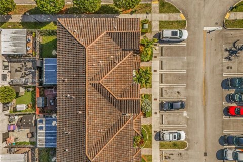 Touwnhouse à vendre à Homestead, Floride: 2 chambres, 132.11 m2 № 2006252 - photo 28