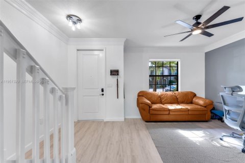 Touwnhouse à vendre à Homestead, Floride: 2 chambres, 132.11 m2 № 2006252 - photo 5