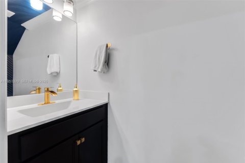 Touwnhouse à vendre à Homestead, Floride: 2 chambres, 132.11 m2 № 2006252 - photo 8