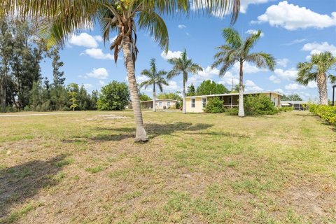 Casa en venta en Port Charlotte, Florida, 2 dormitorios, 93.27 m2 № 1651719 - foto 30
