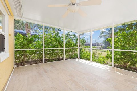 Casa en venta en Port Charlotte, Florida, 2 dormitorios, 93.27 m2 № 1651719 - foto 26
