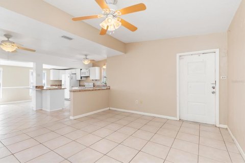 Casa en venta en Port Charlotte, Florida, 2 dormitorios, 93.27 m2 № 1651719 - foto 10