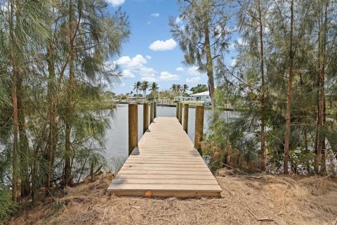 Casa en venta en Port Charlotte, Florida, 2 dormitorios, 93.27 m2 № 1651719 - foto 2