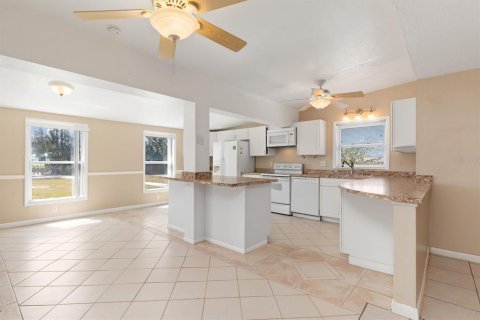 Casa en venta en Port Charlotte, Florida, 2 dormitorios, 93.27 m2 № 1651719 - foto 14