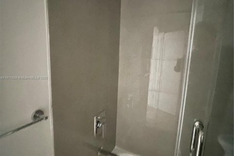 Condo in Hollywood, Florida, 1 bedroom  № 2016883 - photo 7