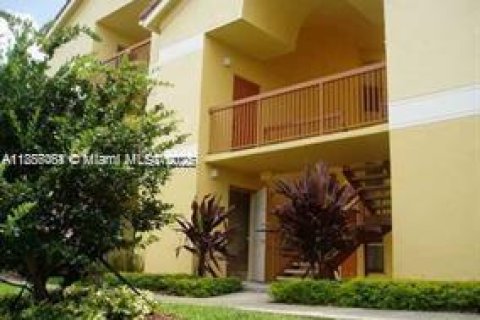 Снять в аренду кондоминиум в Тамарак, Флорида 2 спальни, 91.42м2, № 1933311 - фото 7