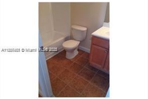 Снять в аренду кондоминиум в Тамарак, Флорида 2 спальни, 91.42м2, № 1933311 - фото 15