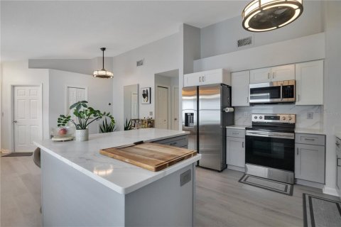 Casa en venta en Lakeland, Florida, 3 dormitorios, 115.94 m2 № 1919830 - foto 4
