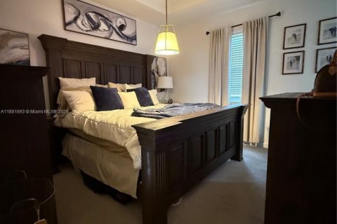 House in Coral Springs, Florida 3 bedrooms, 114.83 sq.m. № 1929449 - photo 10