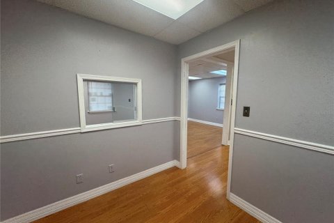 Propiedad comercial en alquiler en Jacksonville, Florida № 1520642 - foto 10