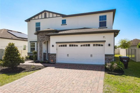 House in Saint Cloud, Florida 4 bedrooms, 285.02 sq.m. № 2186450 - photo 3
