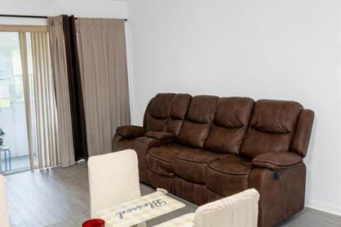 Copropriété à vendre à West Palm Beach, Floride: 2 chambres, 84.54 m2 № 2078302 - photo 5