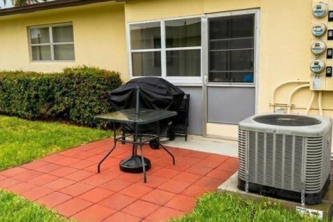 Copropriété à vendre à West Palm Beach, Floride: 2 chambres, 84.54 m2 № 2078302 - photo 16