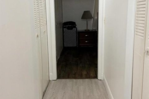 Copropriété à vendre à West Palm Beach, Floride: 2 chambres, 84.54 m2 № 2078302 - photo 9
