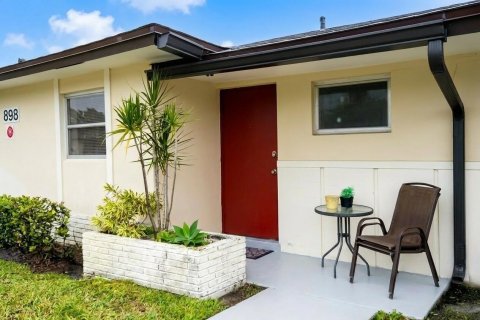 Condo à West Palm Beach, Floride, 2 chambres № 2078302