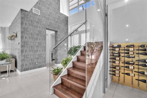 Снять в аренду виллу или дом в Дорал, Флорида 5 спален, 336.68м2, № 2005235 - фото 26