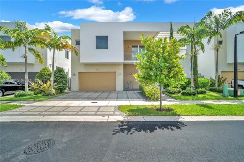 Снять в аренду виллу или дом в Дорал, Флорида 5 спален, 336.68м2, № 2005235 - фото 19