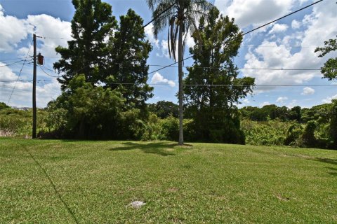 House in Orlando, Florida 3 bedrooms, 150.32 sq.m. № 1831204 - photo 12