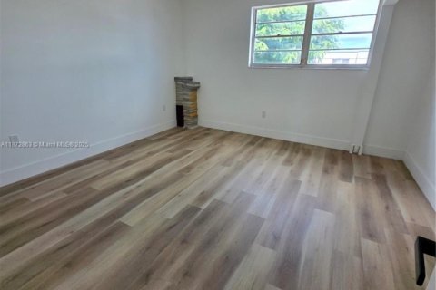 Купить кондоминиум в Майами, Флорида 2 спальни, 101.91м2, № 1955881 - фото 13