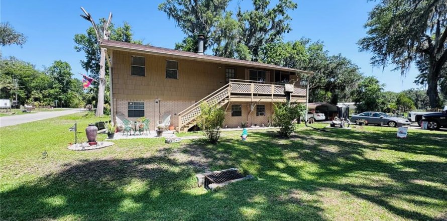 Villa ou maison à Lake Panasoffkee, Floride 3 chambres, 187.29 m2 № 1735452
