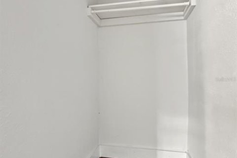 Villa ou maison à vendre à Tampa, Floride: 4 chambres, 172.05 m2 № 2420552 - photo 28