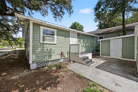 Villa ou maison à vendre à Tampa, Floride: 4 chambres, 172.05 m2 № 2420552 - photo 17