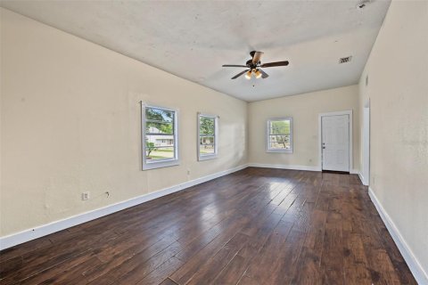 Villa ou maison à vendre à Tampa, Floride: 4 chambres, 172.05 m2 № 2420552 - photo 3
