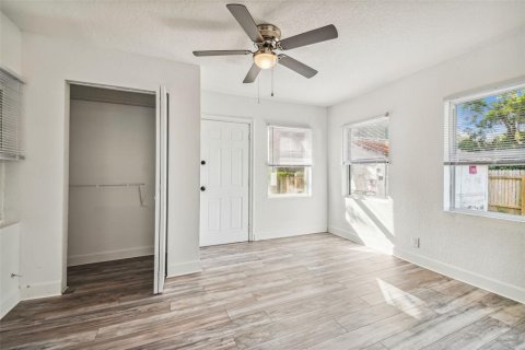 Снять в аренду виллу или дом в Тампа, Флорида 4 спальни, 134.62м2, № 1826699 - фото 28