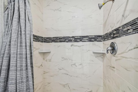 Снять в аренду виллу или дом в Тампа, Флорида 4 спальни, 134.62м2, № 1826699 - фото 22