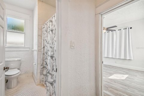 Снять в аренду виллу или дом в Тампа, Флорида 4 спальни, 134.62м2, № 1826699 - фото 13