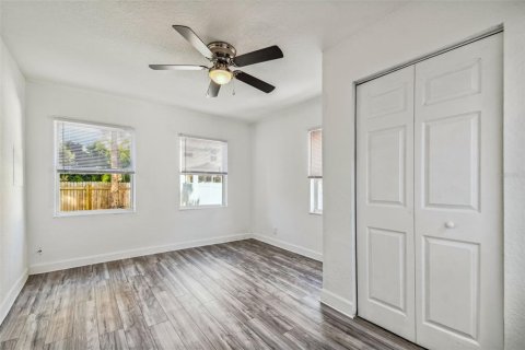 Снять в аренду виллу или дом в Тампа, Флорида 4 спальни, 134.62м2, № 1826699 - фото 17