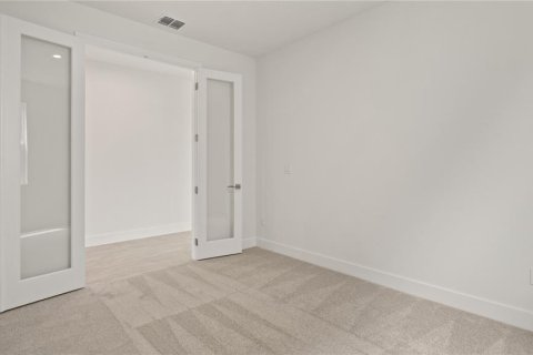 House in Mount Dora, Florida 3 bedrooms, 209.59 sq.m. № 1717374 - photo 21