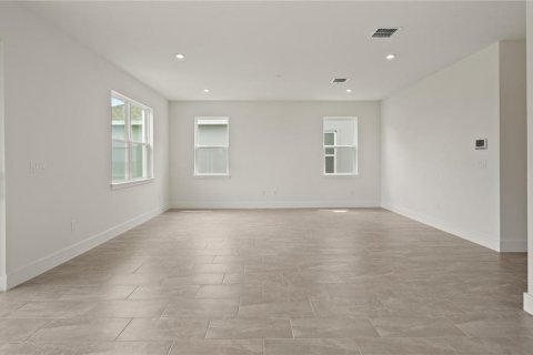 House in Mount Dora, Florida 3 bedrooms, 209.59 sq.m. № 1717374 - photo 16