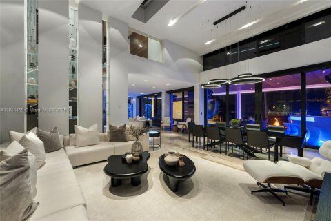 Купить виллу или дом в Майами-Бич, Флорида 5 спален, 502.23м2, № 2039255 - фото 28