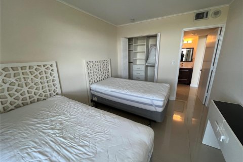 Снять в аренду кондоминиум в Авентура, Флорида 2 спальни, 94.95м2, № 2033328 - фото 14