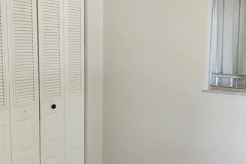 Touwnhouse à louer à Sebring, Floride: 2 chambres, 95.6 m2 № 2128597 - photo 6