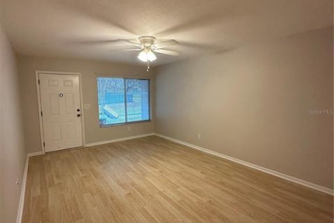 Touwnhouse à louer à Sebring, Floride: 2 chambres, 95.6 m2 № 2128597 - photo 2