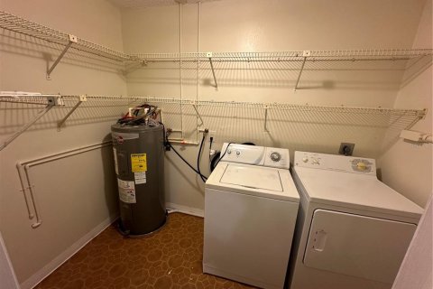 Touwnhouse à louer à Sebring, Floride: 2 chambres, 95.6 m2 № 2128597 - photo 10